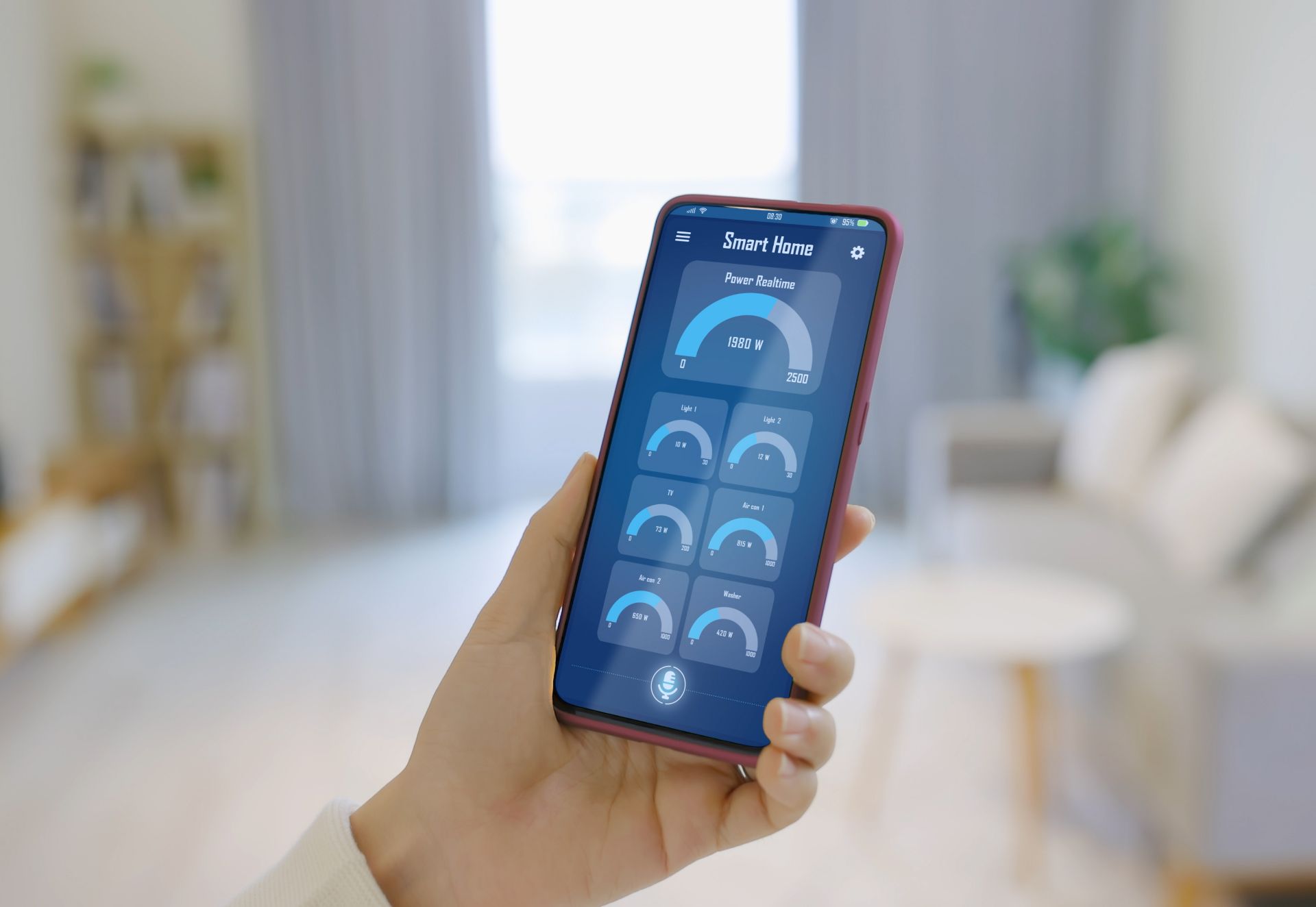Hand in een woonkamer die een mobiele telefoon vasthoudt met op het scherm de tekst ‘smart home’ en daaronder 7 knoppen